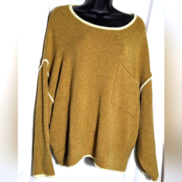 Altar'd State Sweaters - Women's Altar'd State Crew Neck Unstructured Tan & Cream Sweater| size S